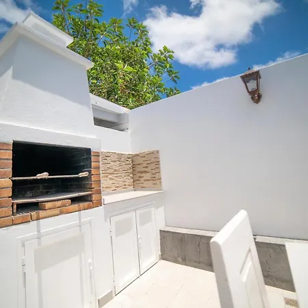 Villa Villa Amanda 4 Bedrooms Jacuzzi And Heated Pool Pool Table Great Holiday House *