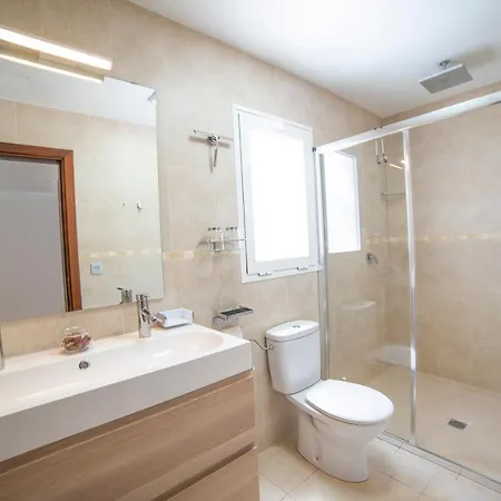Villa Amanda 4 Bedrooms Jacuzzi And Heated Pool Pool Table Great Holiday House Puerto del Carmen (Lanzarote)
