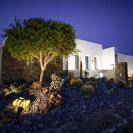 Villa Amanda 4 Bedrooms Jacuzzi And Heated Pool Pool Table Great Holiday House *