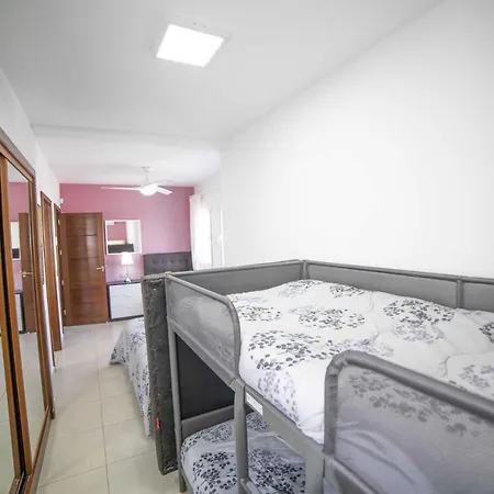 Villa Villa Amanda 4 Bedrooms Jacuzzi And Heated Pool Pool Table Great Holiday House Puerto del Carmen (Lanzarote)